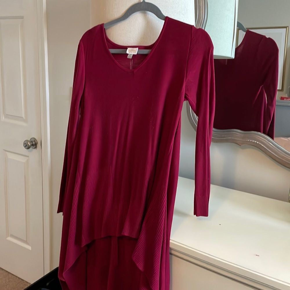 Burgundy tunic sweater size M